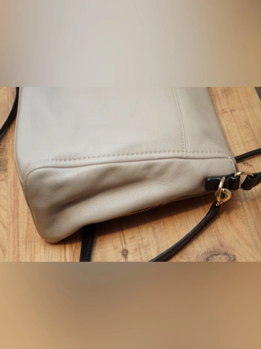 kate spade Beige Shoulder Bag with Black Trim - Picture 10 of 13